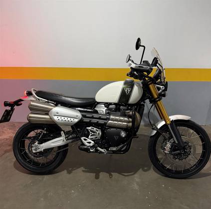 TRIUMPH BONNEVILLE SCRAMBLER 1200 XE TRIUMPH BONNEVILLE SCRAMBLER 1200 XE